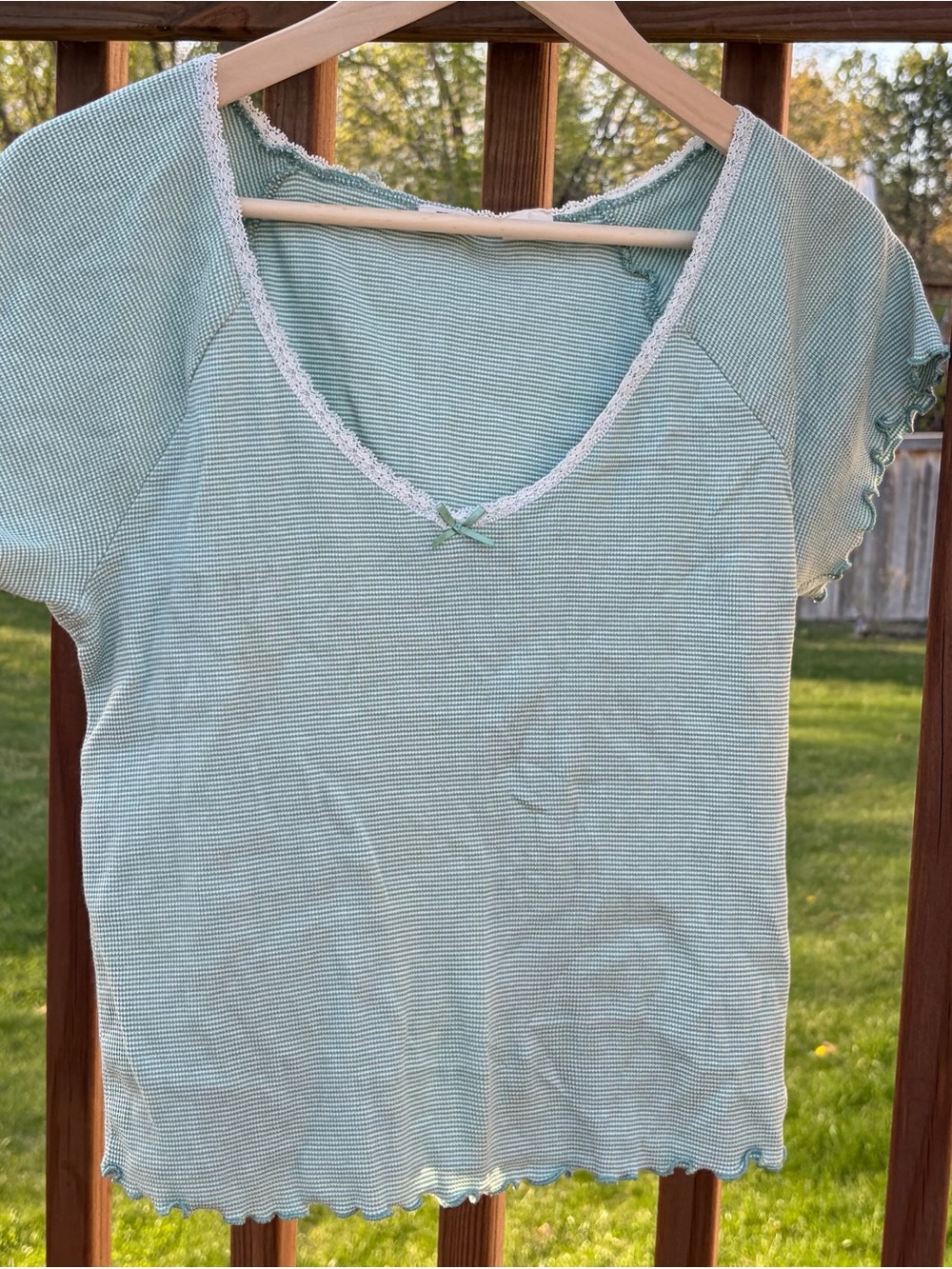 Levi’s Light Green Striped Women's Short Sleeve Babydoll Style Top